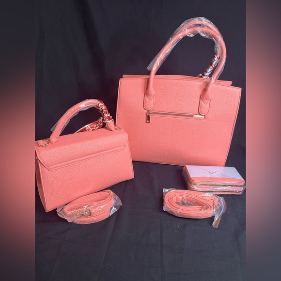 Elegant Pink Handbag Set - Picture 5 of 5
